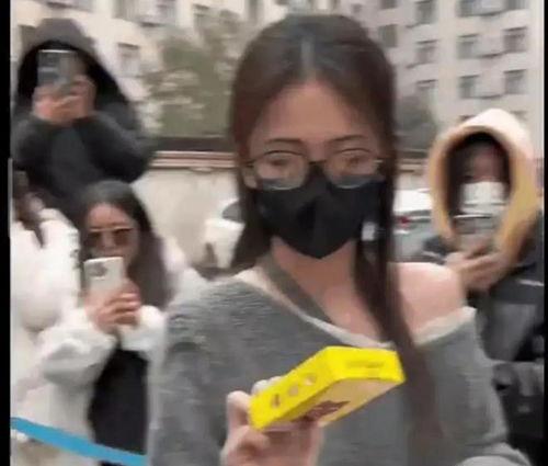 娱乐八卦爆料姐妹吃瓜事件,揭秘幕后真相